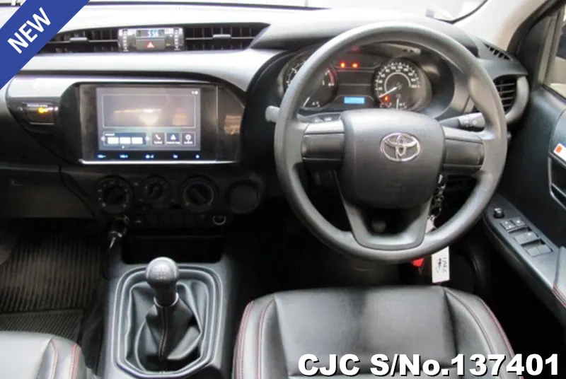Toyota Hilux in Gray for Sale Image 6