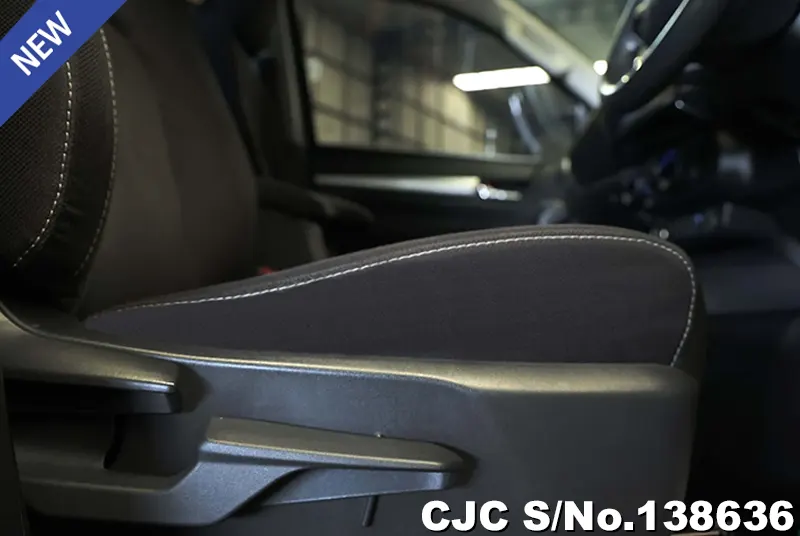 Toyota Hilux in Black for Sale Image 9